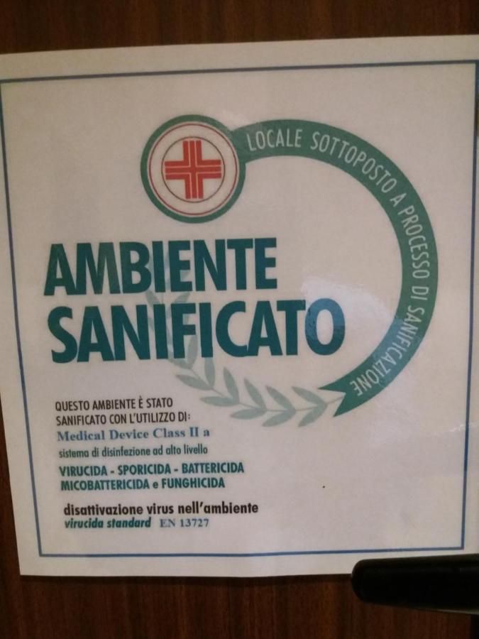 Appartamento Signorile Ambienti Sanificati メッシーナ エクステリア 写真